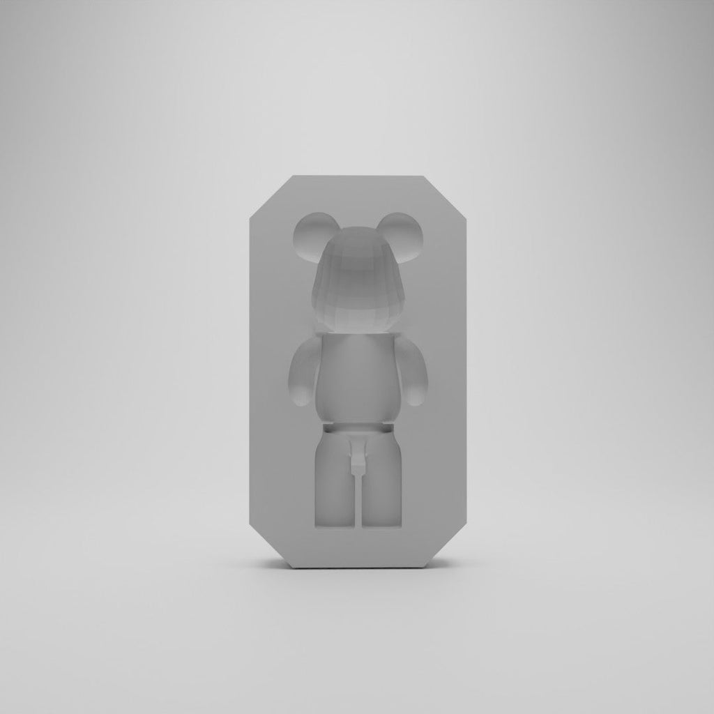 Socle Bearbrick gris modulaire fixé au mur