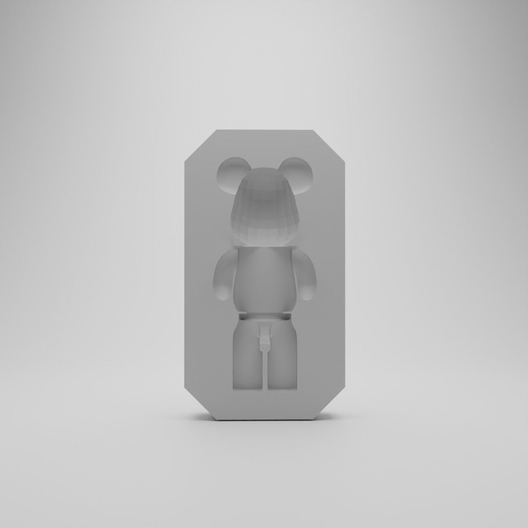 Socle Bearbrick gris modulaire fixé au mur