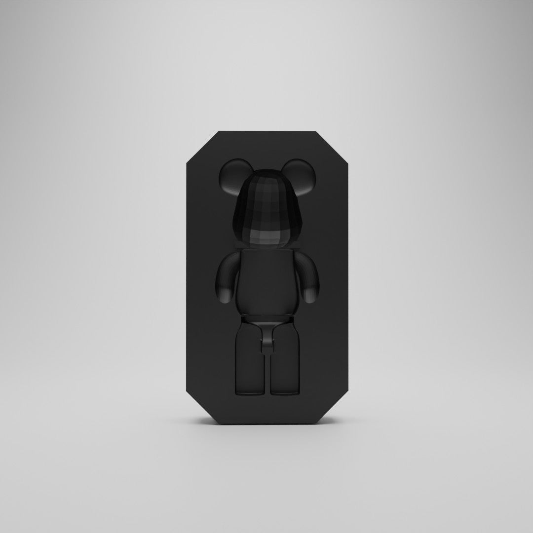 Socle Bearbrick noir modulaire fixé au mur