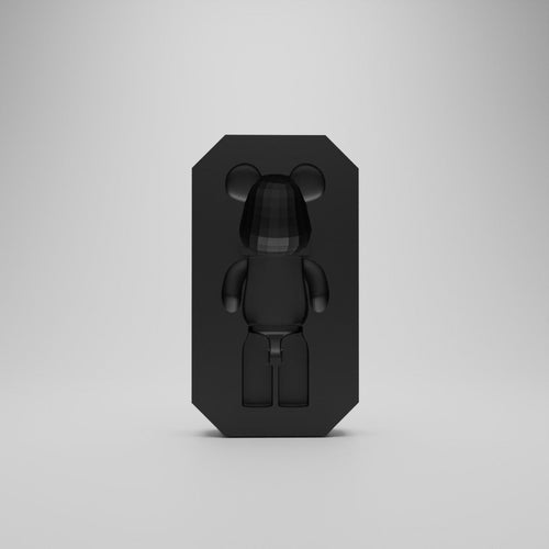 Socle Bearbrick noir modulaire fixé au mur